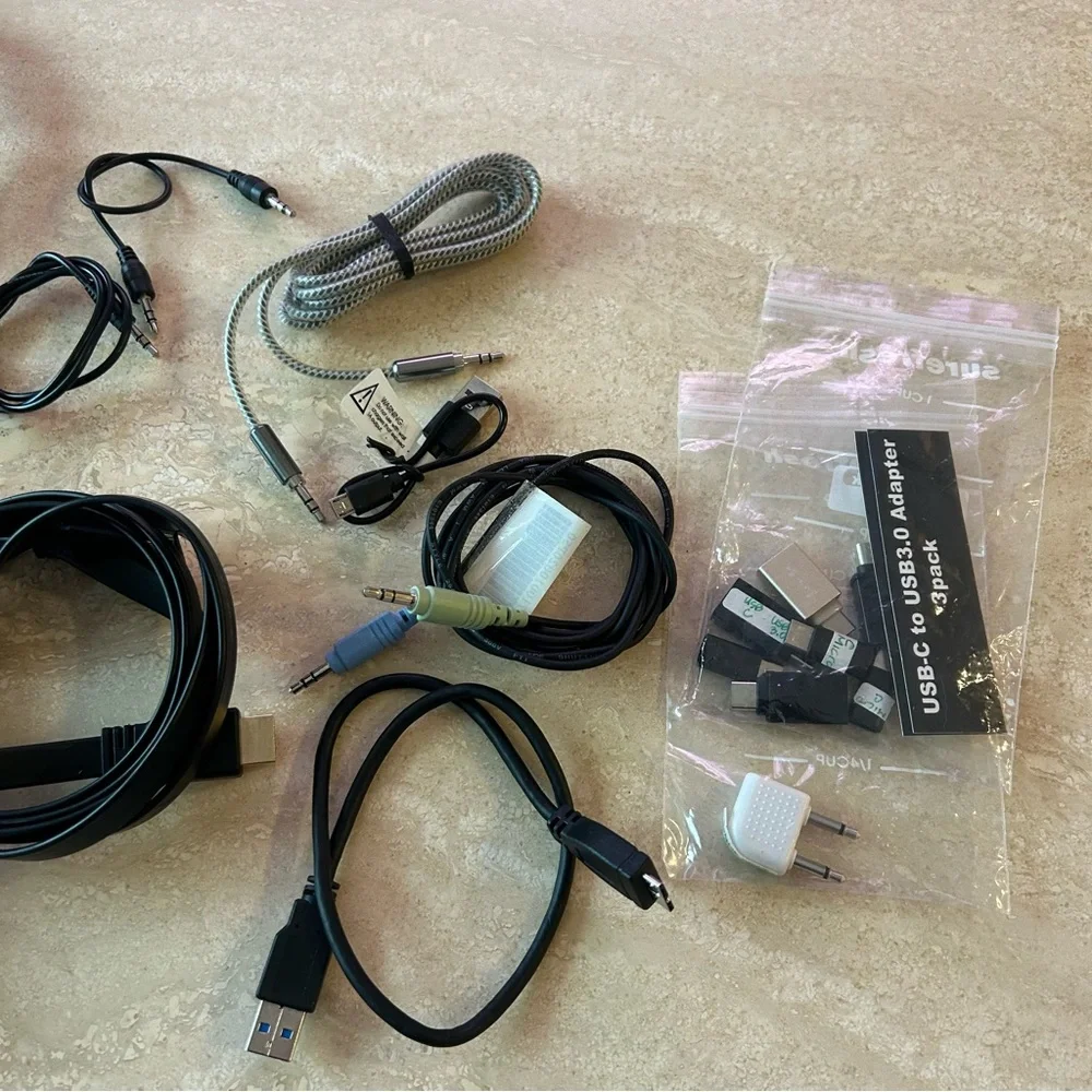 Universal Electronics Cable Set - Black, Gray